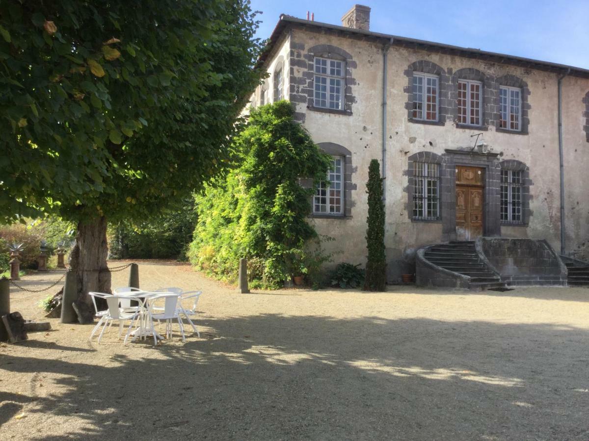 Manoir D'Aubeterre 호텔 Marsat 외부 사진